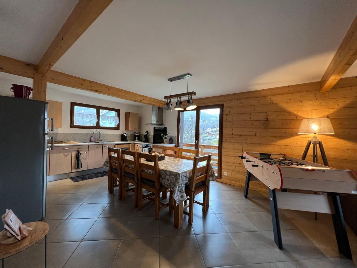 Вілла Casa De Monzel With 6-Person Jacuzzi & Panoramic View Ла-Бресс Екстер'єр фото