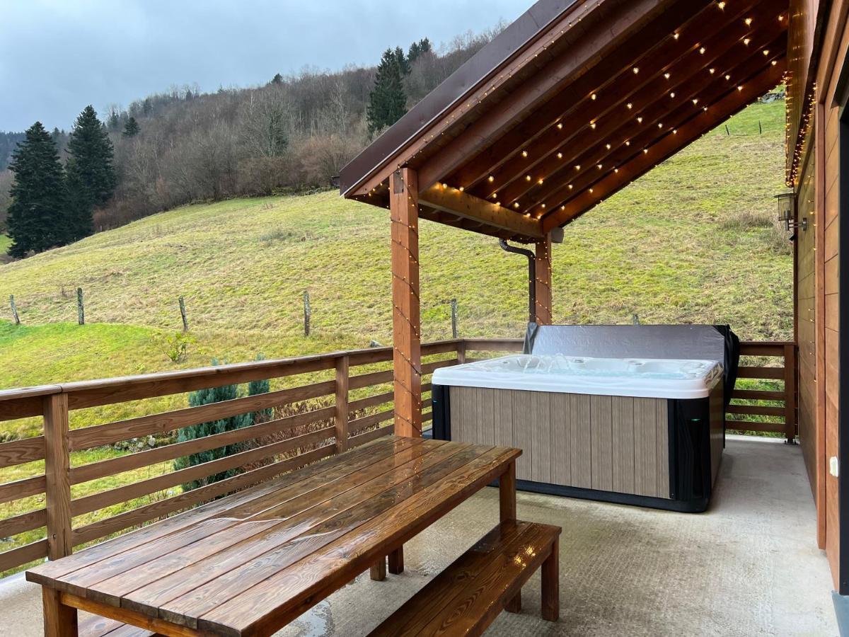 Вілла Casa De Monzel With 6-Person Jacuzzi & Panoramic View Ла-Бресс Екстер'єр фото